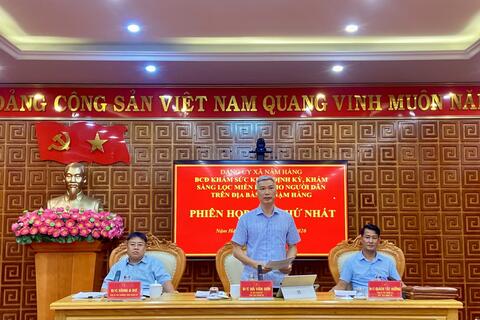 Họp ban chỉ đạo triển khai khám sức khỏe định kỳ, khám sàng lọc miễn phí cho người dân trên địa bàn xã Nậm Hàng