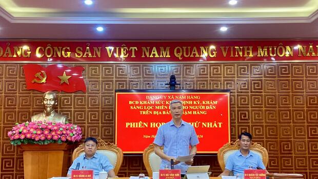 Họp ban chỉ đạo triển khai khám sức khỏe định kỳ, khám sàng lọc miễn phí cho người dân trên địa bàn xã Nậm Hàng
