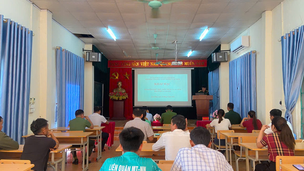XÃ NẬM HÀNG KHAI MẠC LỚP BỒI DƯỠNG KIẾN THỨC  QUỐC PHÒNG VÀ AN NINH ĐỐI TƯỢNG 4 NĂM 2026.
